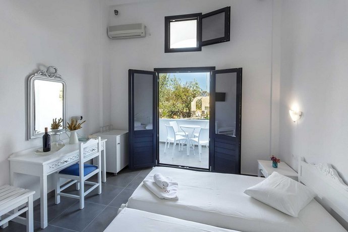 Rivari Santorini Hotel