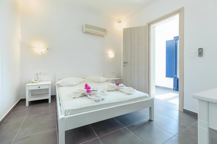 Rivari Santorini Hotel