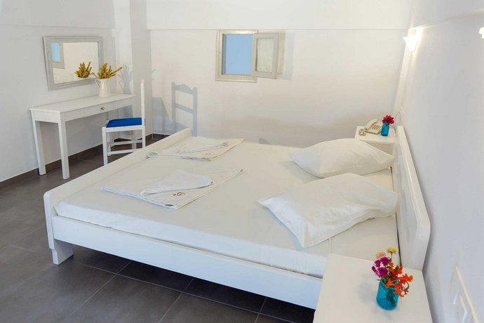 Rivari Santorini Hotel