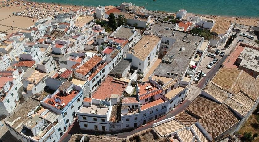 Beach House in Old Town Albufeira