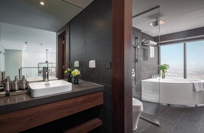 PentStudio West Lake Hanoi