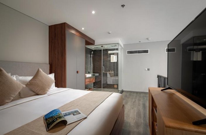 PentStudio West Lake Hanoi