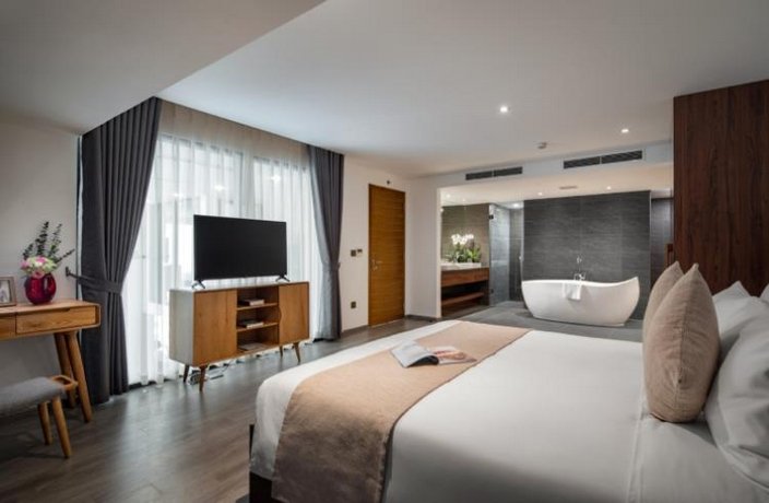 PentStudio West Lake Hanoi