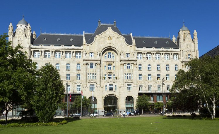 Vaci Fashion Street Apartment