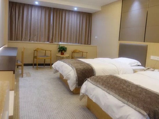 Yangzhong Dafa Business Hotel