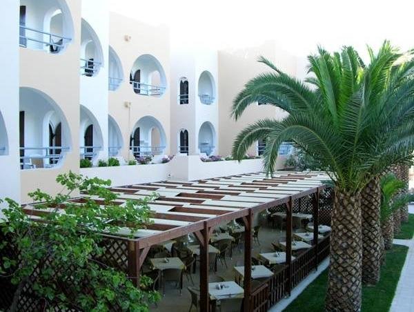 Karteros Hotel