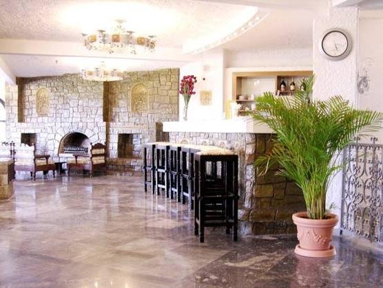 Karteros Hotel