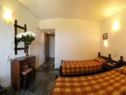 Karteros Hotel