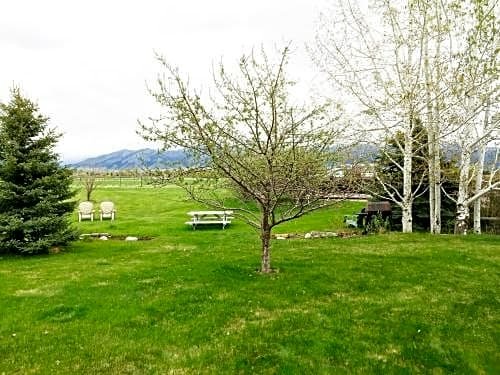 Fox Hollow Inn
