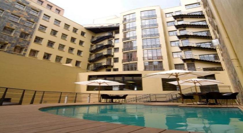 Isibaya House