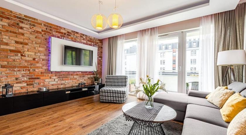Luxury And Bright- Golden Apartments- City Center