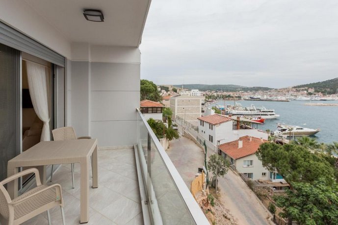 Paris Residence Cesme
