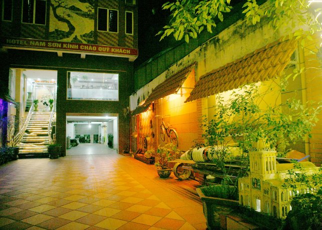 Nam Son Hotel Hanoi