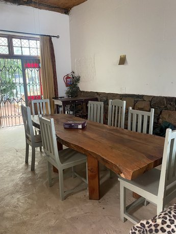 Oak Lodge FlashPackers