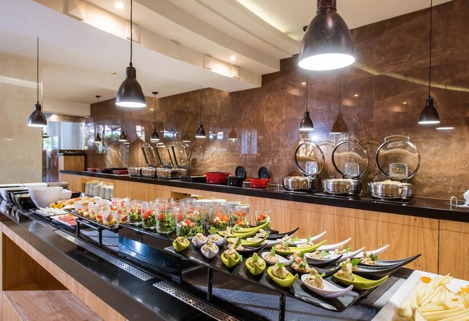 Malia Bay Beach Hotel & Bungalows