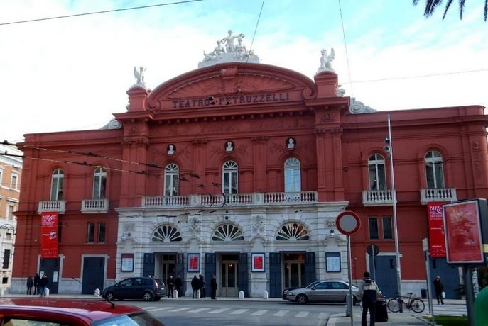 iH Hotels Bari Oriente