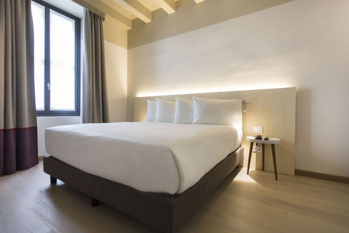 Savona 18 Suites