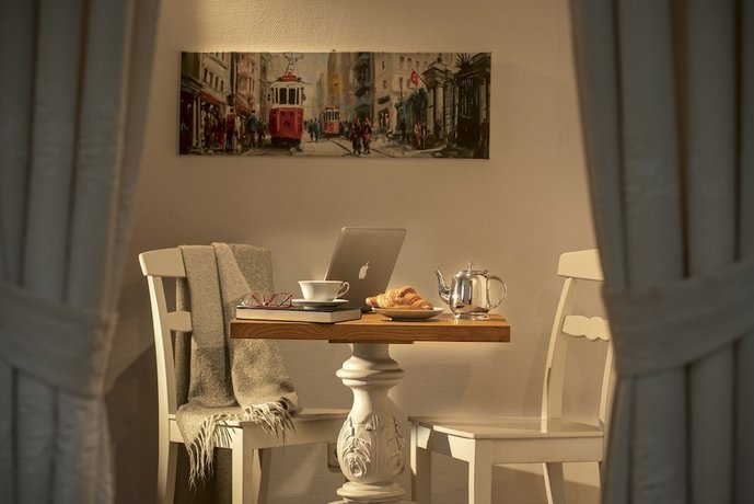 Hotel Sari Konak