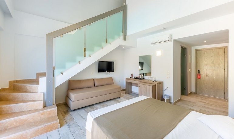 Akti Beach Club Hotel
