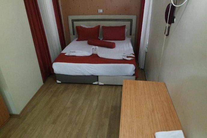 Reydel Hotel