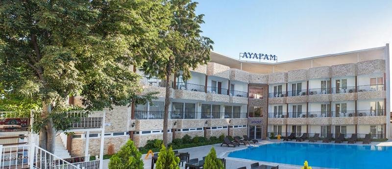 Ayapam Hotel