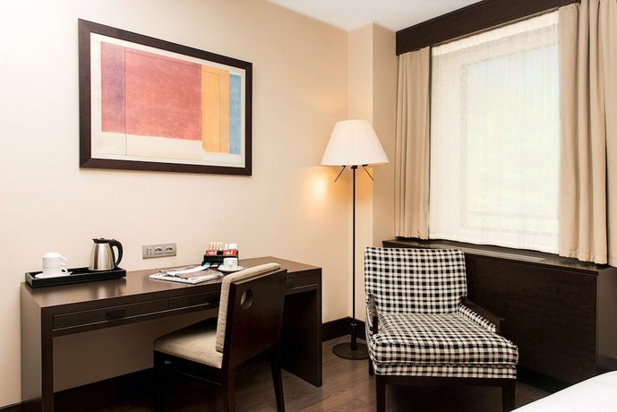 NH Geneva Airport Hotel