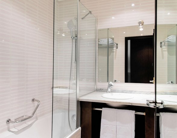 NH Geneva Airport Hotel