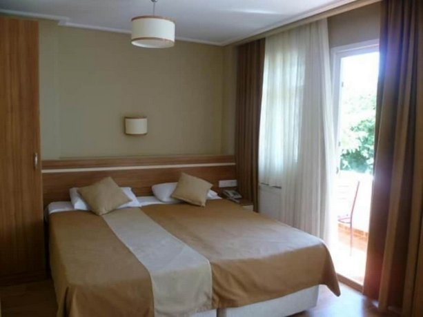 Cloudy Apart Hotel
