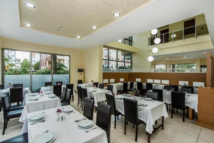 Santa Marina Hotel Antalya