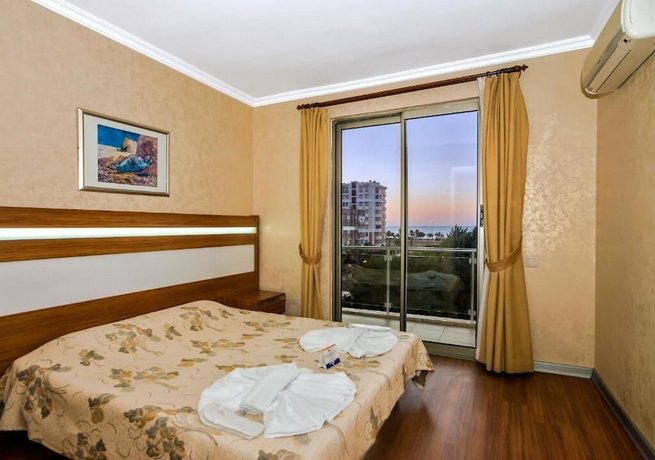 Santa Marina Hotel Antalya