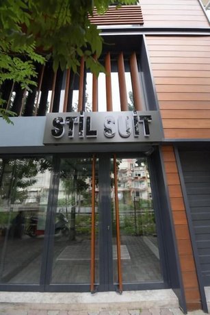 STIL SUIT