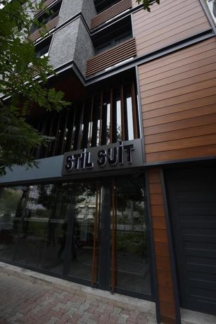 STIL SUIT