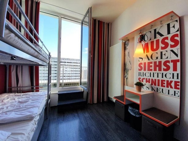 ONE80deg Hostels Berlin