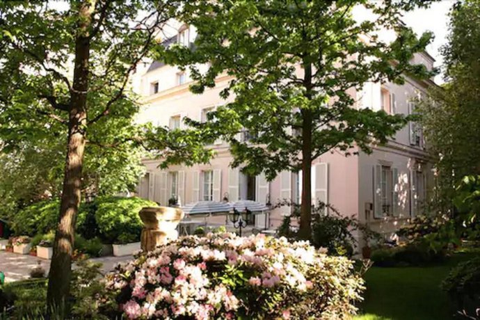 Hotel des Grandes Ecoles