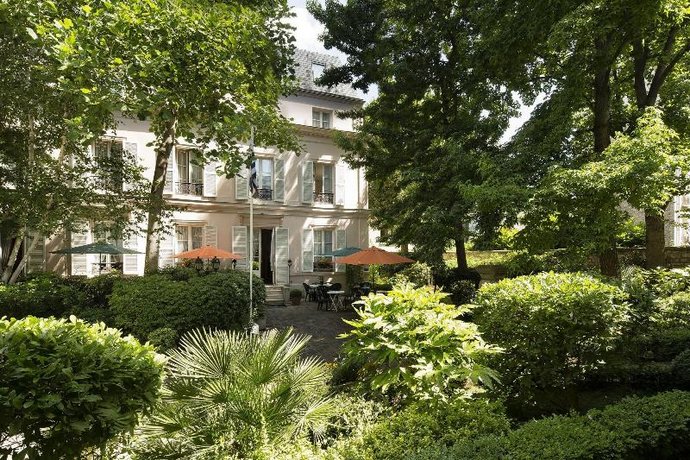 Hotel des Grandes Ecoles