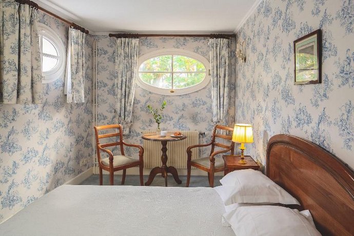 Hotel des Grandes Ecoles