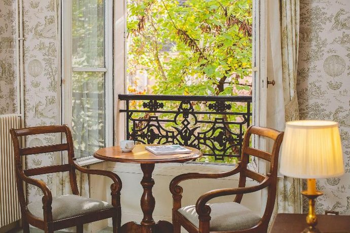 Hotel des Grandes Ecoles