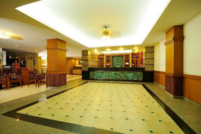 Rambuttri Village Inn