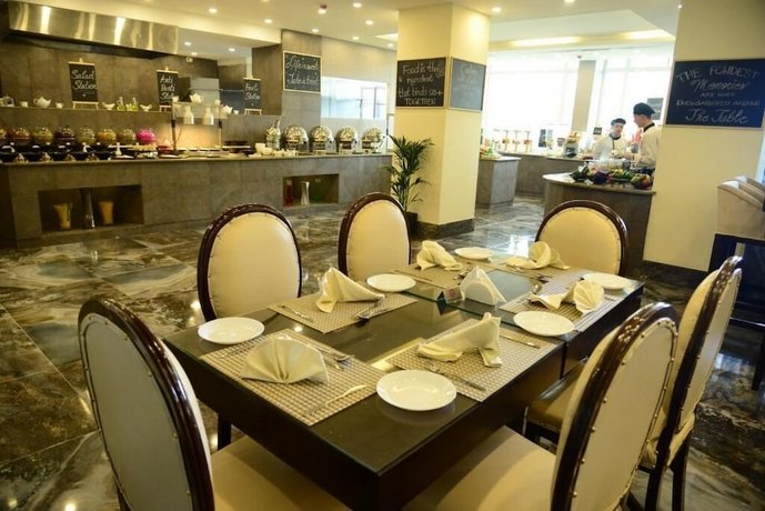 Sandy Palace Hotel