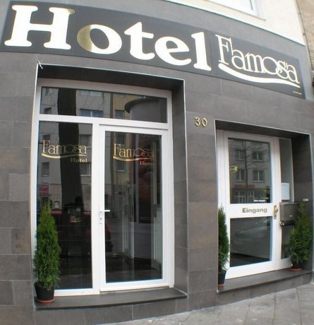 Hotel Famosa
