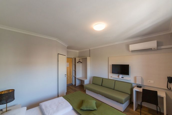 Arion Airport Hotel
