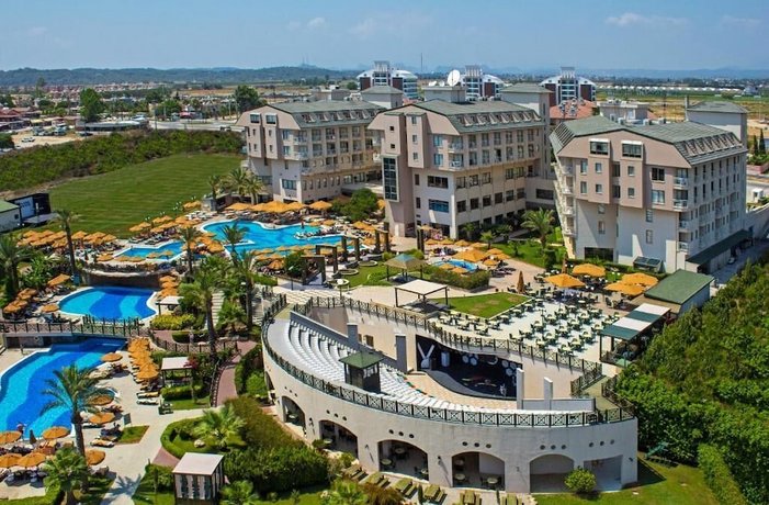 Novum Garden Side Hotel