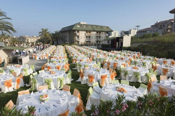 Novum Garden Side Hotel