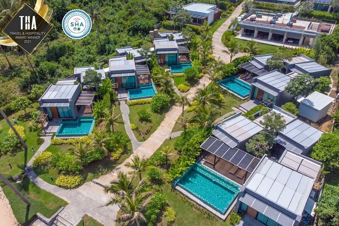 SEAnery Beach Resort