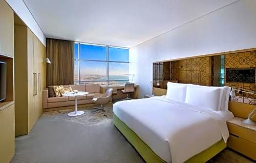 Jumeirah at Etihad Towers (ex. Conrad Abu Dhabi Etihad Towers)