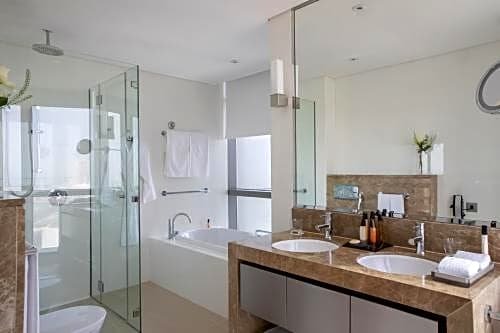 Jumeirah at Etihad Towers (ex. Conrad Abu Dhabi Etihad Towers)