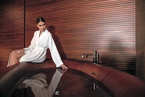 Jumeirah at Etihad Towers (ex. Conrad Abu Dhabi Etihad Towers)