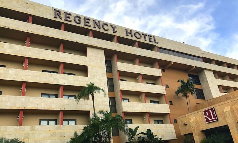 Regency Hotel Miami image 1