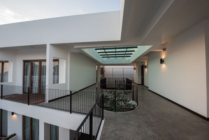 Ren Resort