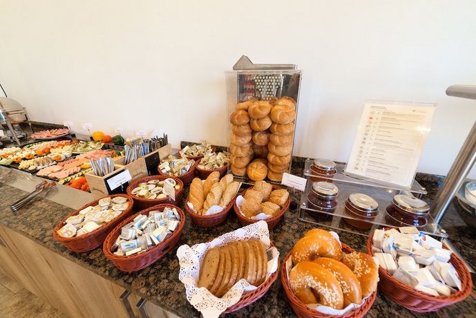 Arion Airport Hotel